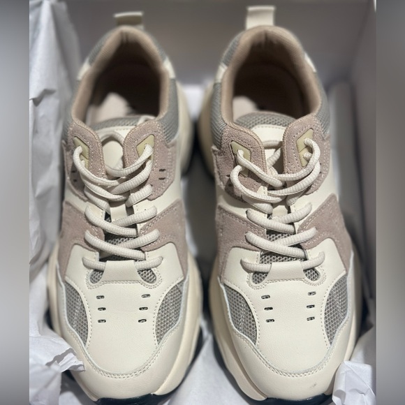 GORGEOUS NAK-D sneakers, size EU 41/ size US 10.5 - Picture 3 of 4